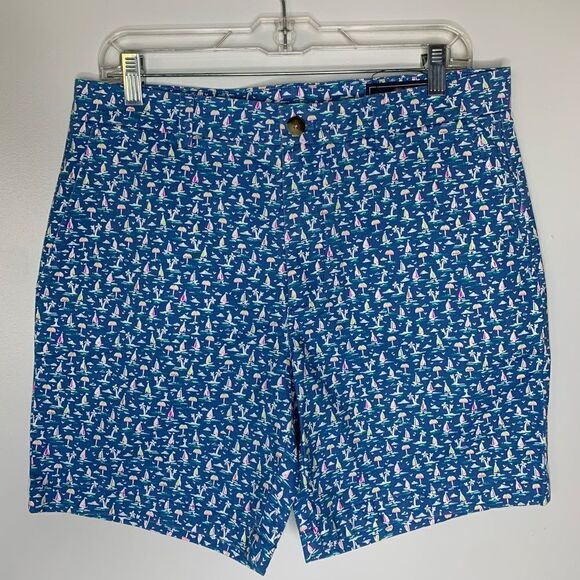 Vineyard Vines sailboat beach shorts. Size 32 - Picture 1 of 4